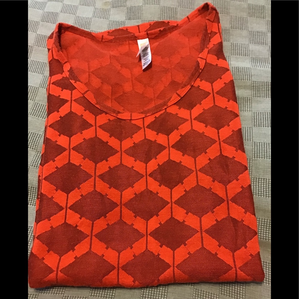 Red Iridescent Diamond Pattern top XS